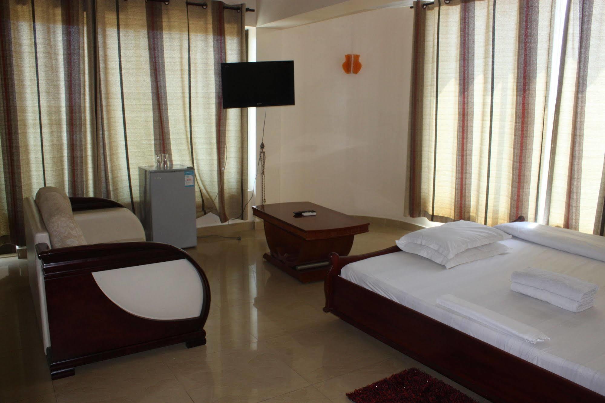 Mic Hotel Darüsselam Dış mekan fotoğraf
